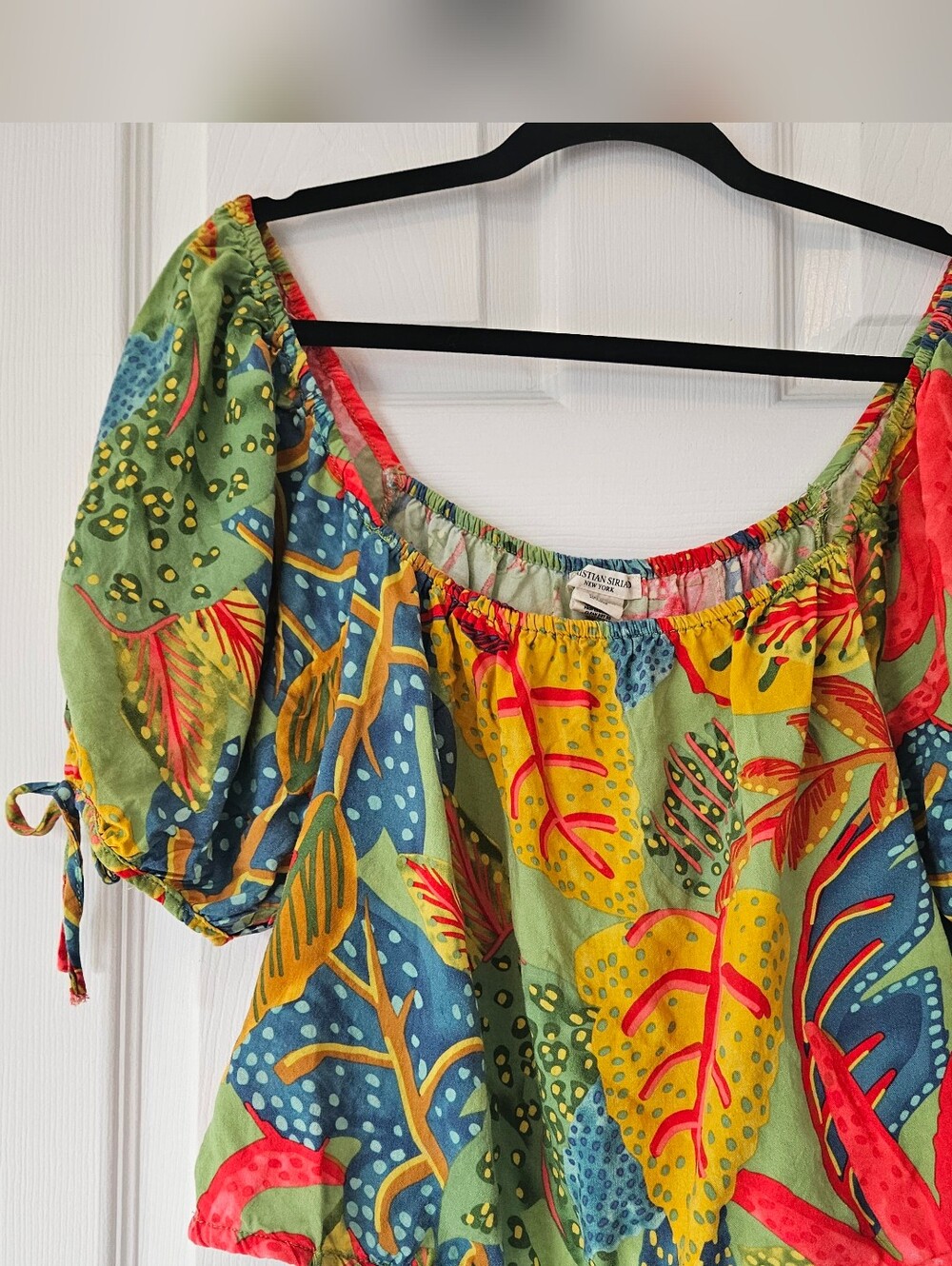 Christian Siriano Rayon Flowy Puff Sleeve Square Neck Rayon Top Large